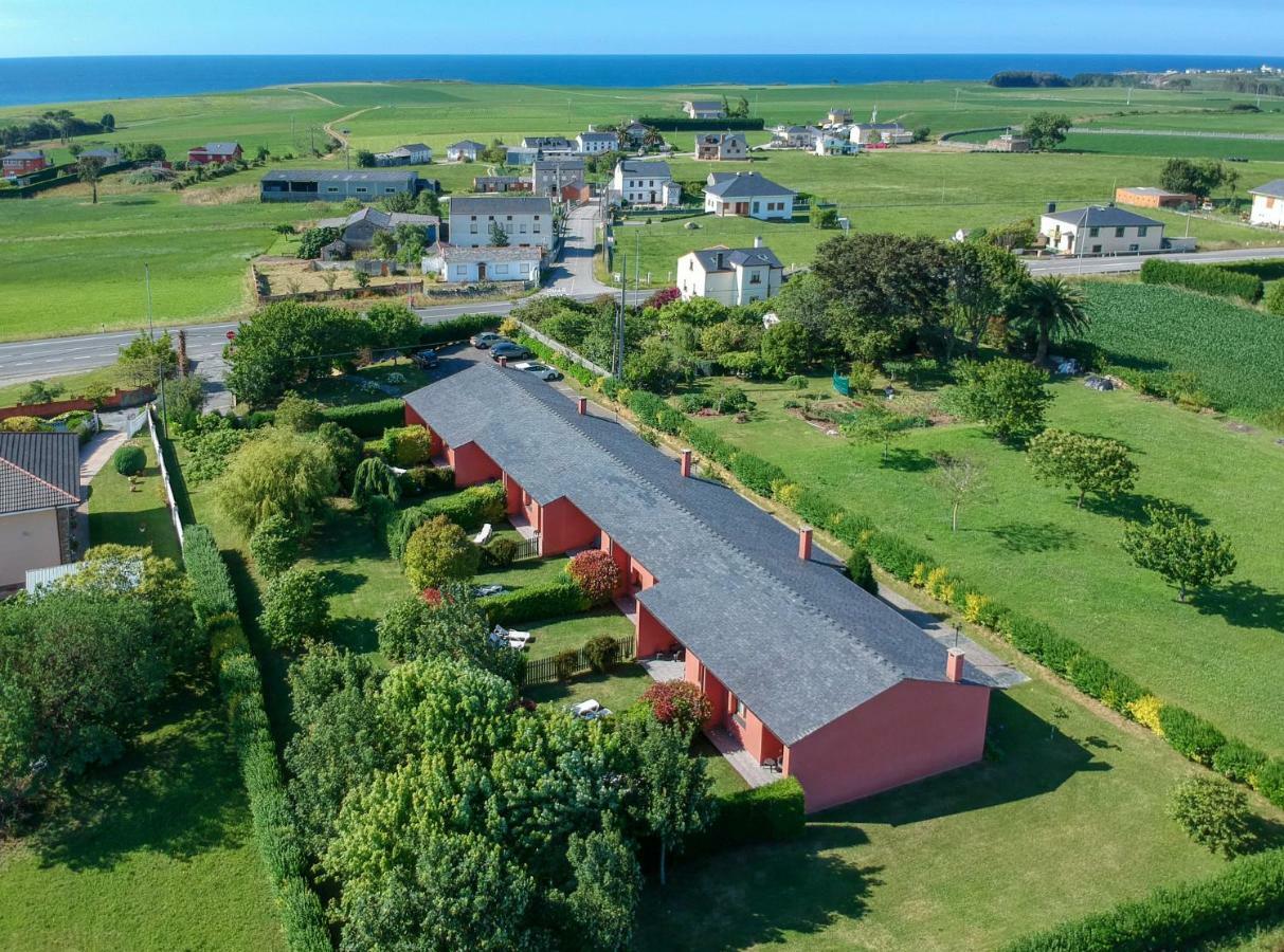 Apartamentos El Guindal Tapia de Casariego Kültér fotó